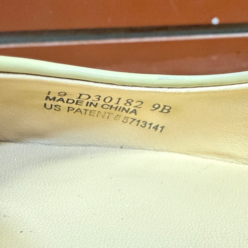 Cole Haan Snake print slingback kitten Heels size 9B Nike air confort - Picture 8 of 8